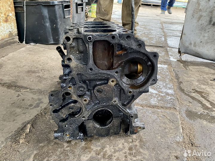 Блок двигателя Toyota 3ст