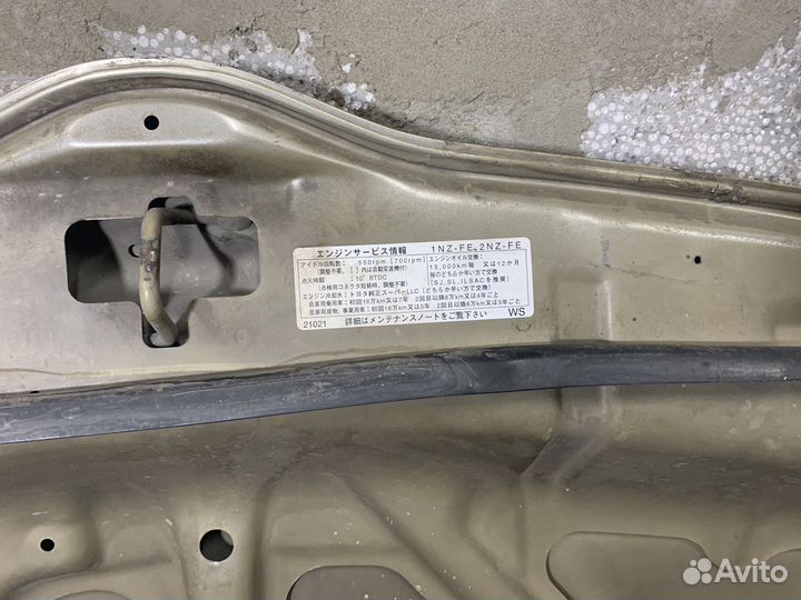 Капот toyota funcargo