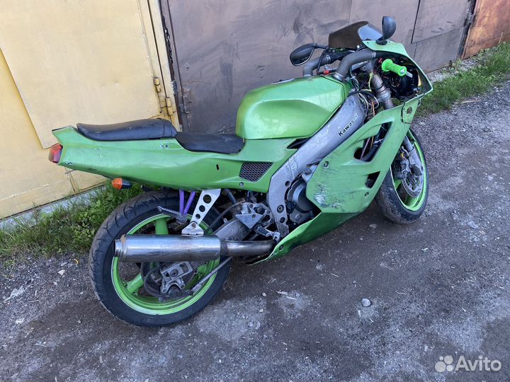 Kawasaki zxr400