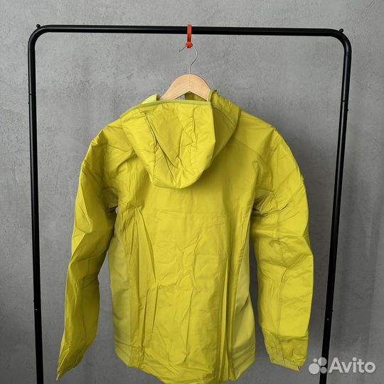 Ветровка Arcteryx Atom Hoodie M