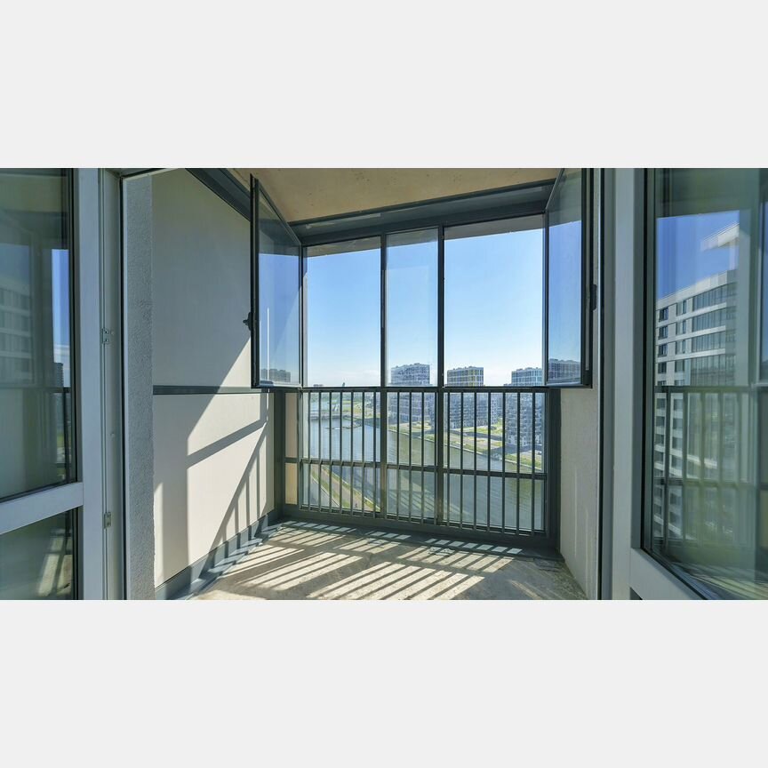 3-к. квартира, 96 м², 2/20 эт.