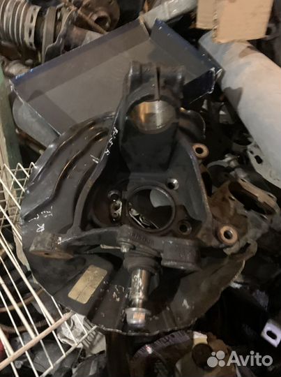 Передний Правый кулак бмв x3 f25