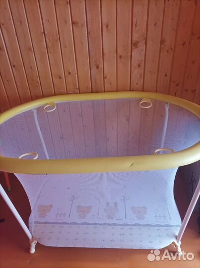 Манеж детский складной