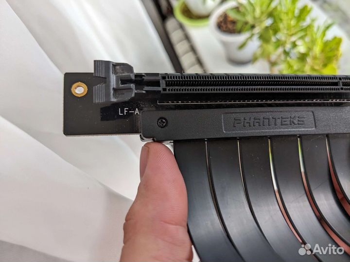 Райзер pci e x16 Phanteks