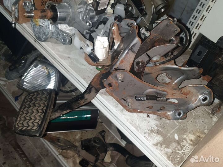 Педаль тормоза Тойота камри 50.55 АКПП