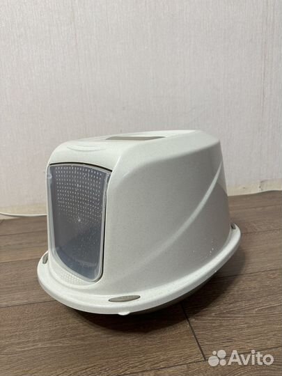 Закрытый туалет для кошек