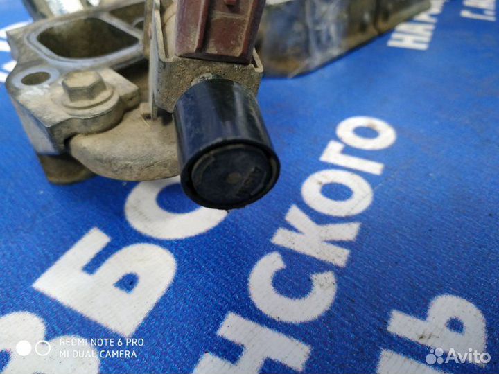 Заслонка впускного коллектора Toyota Avensis седан