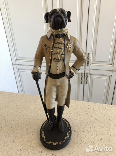 Статуэтка мопса