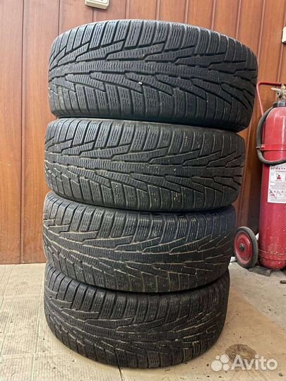 Nokian Tyres Hakkapeliitta R SUV 215/55 R16 91U