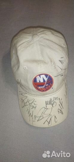 Автографы игроков команды New York Islanders NHL
