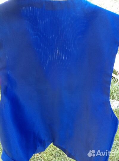 Школьная форма пиджак+жилетка размер 122 128