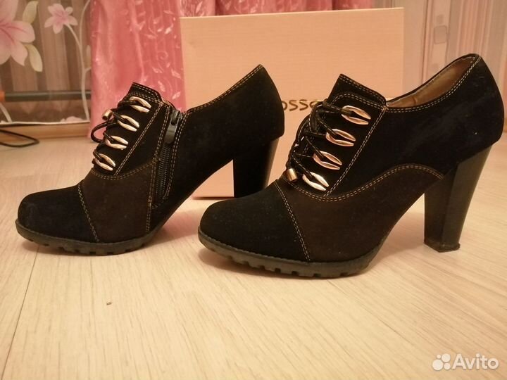 Туфли осенние р 39(замша)