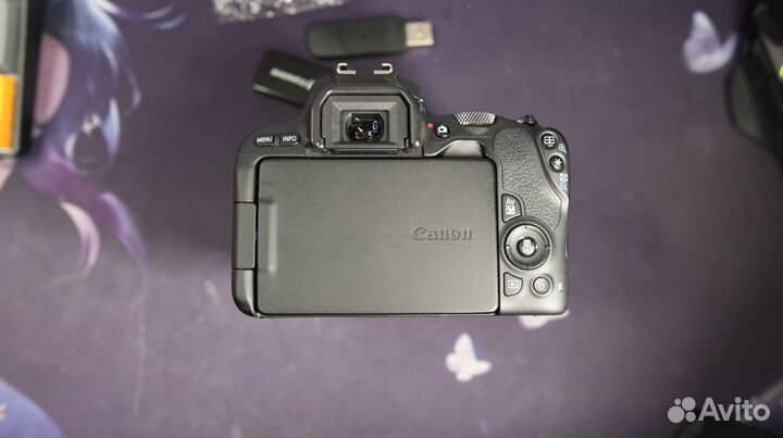 Canon EOS 200D Kit