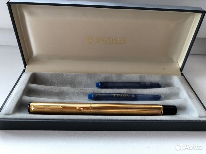 Перьевая ручка parker