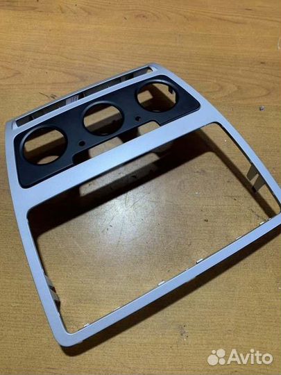 Рамка под магнитолу Skoda Octavia A5 лифтбек BSE