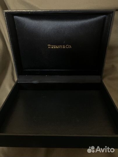 Коробка для часов Tommy Hilfiger и Tiffany&Co