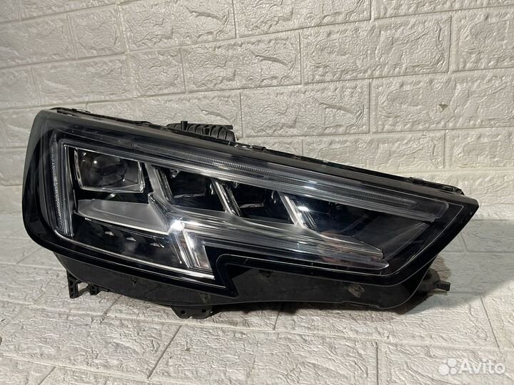 Фара правая Audi A4 b9 Matrix Full led, бу