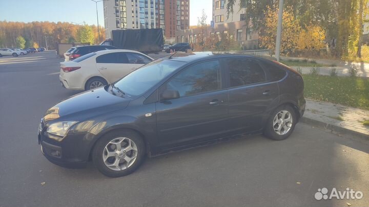 Ford Focus 1.6 МТ, 2006, 231 550 км