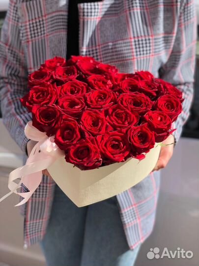 Розы красные Доставкой по Твери