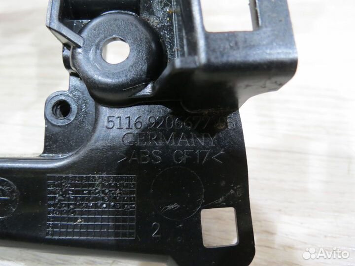 Кронштейн центральной консоли Bmw 5 F10