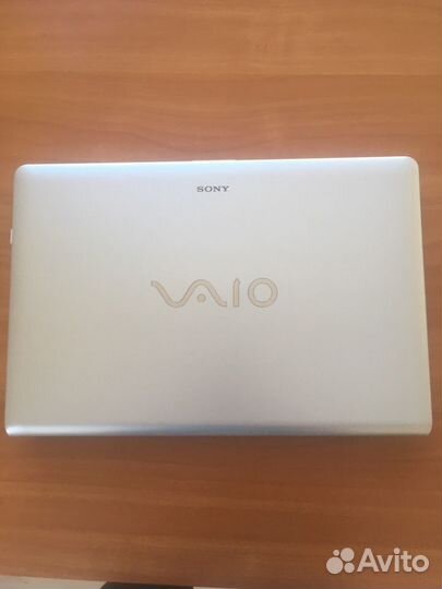 Sony vaio vpceb3S1R