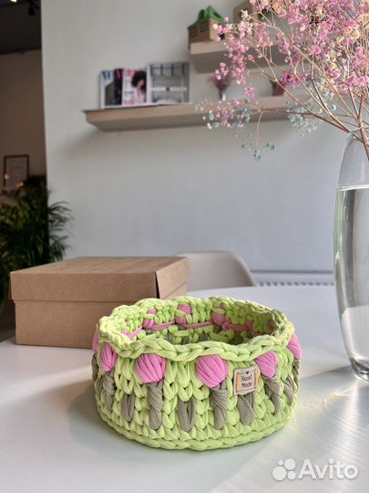Корзина вязаная