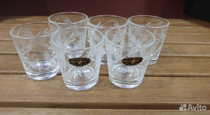 Хрустальные рюмки, цена за все