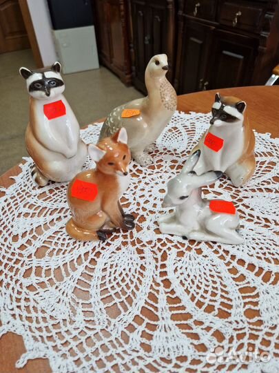 Фарфоровые статуэтки животных