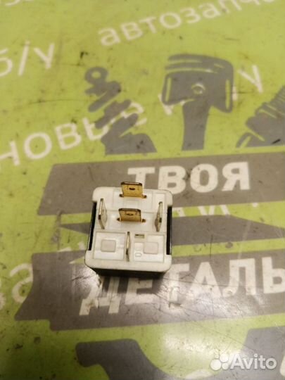 Реле Volvo S70 B5234T3 1997Г.в