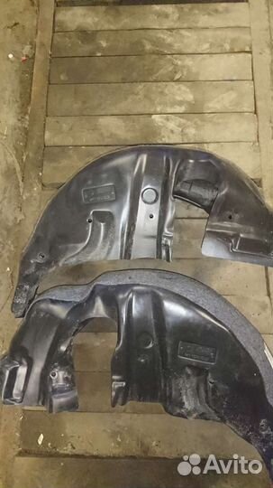 Подкрылки Toyota corolla 2013