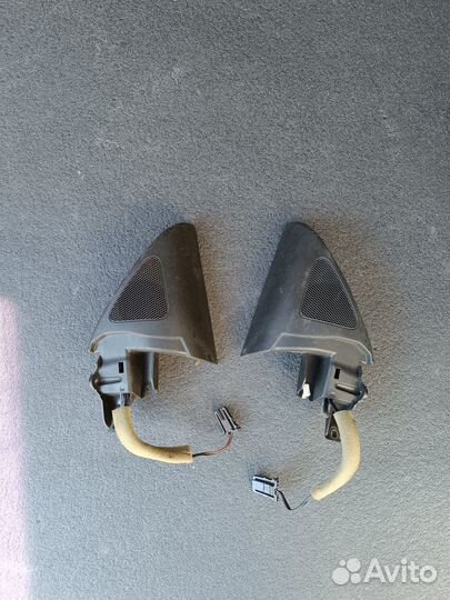 Уголок зеркала с динамиком VW Passat CC