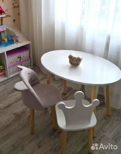 Детский стол и стул