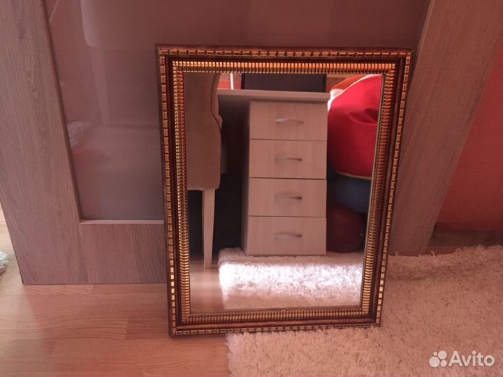 Зеркало в раме