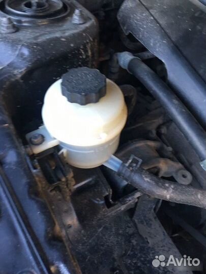 Бачок гур Kia Spectra