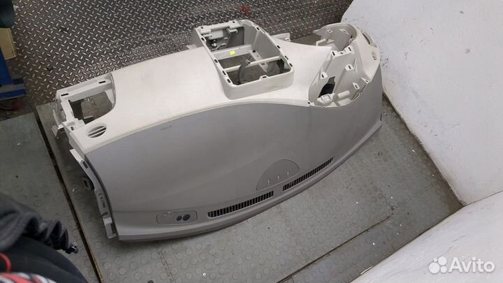 Панель передняя салона Nissan Leaf, 2011