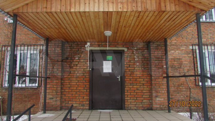 З/у с расположенным зданием, 250 м²