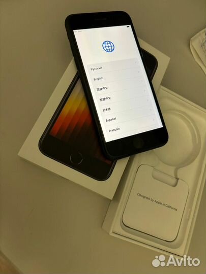 iPhone SE (2022), 64 ГБ