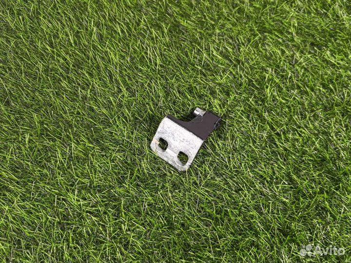 Петля двери Maserati Levante 3.0 diesel 2022