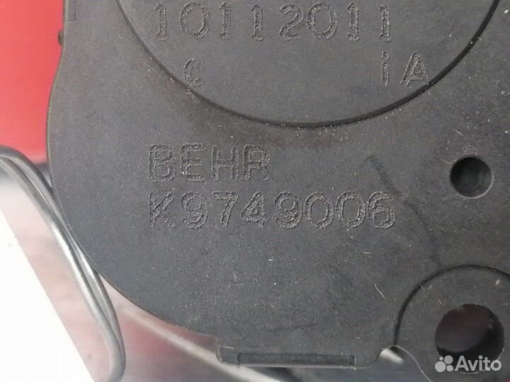 Электропривод BMW 5 F07/F10/F11 2011 64119319037