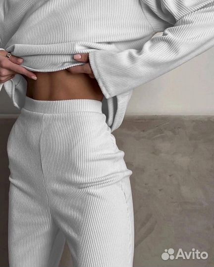 Кашемировый костюм женский