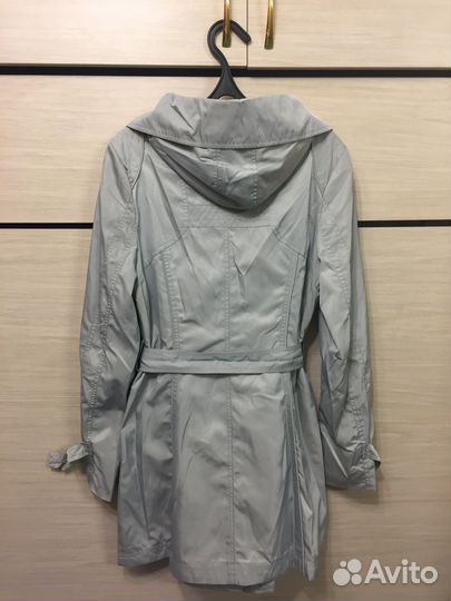 Плащ новый на пуговках