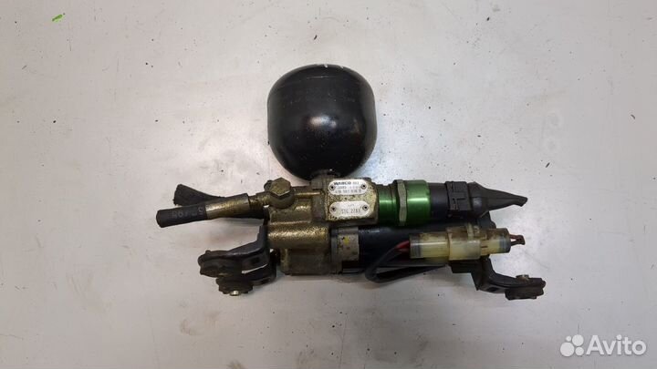 Цилиндр тормозной главный Land Rover Range Rover 2