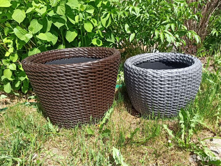 Плету кашпо из ротанга