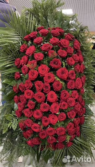 Изготовление композиций из живых цветов