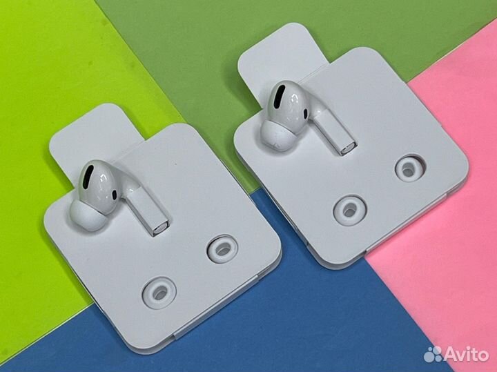 Правый AirPods Pro