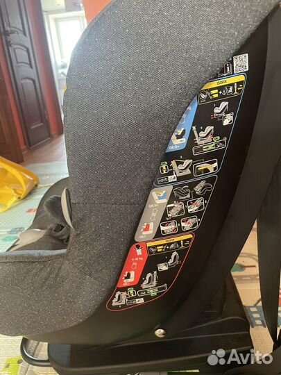 Автокресло Maxi-Cosi MiloFix