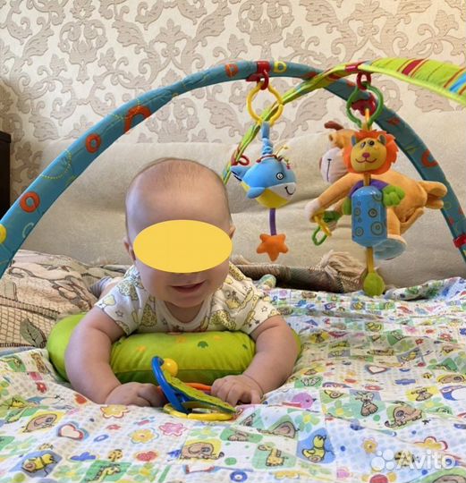 Развиваюший коврик Tiny love Остров