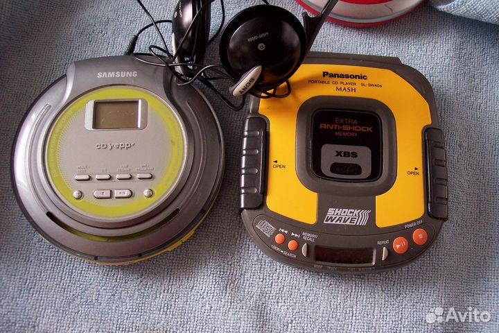 Плейеры кд дисков портативные Discman цена за 3 шт