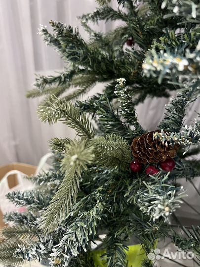 Елка искусственная