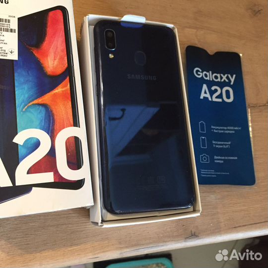 Телефон Samsung